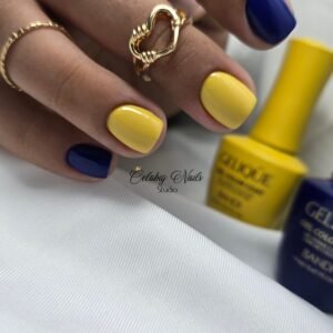 Manicura Rusa + Esmaltado Permanente (Nivelación con Base Rubber)