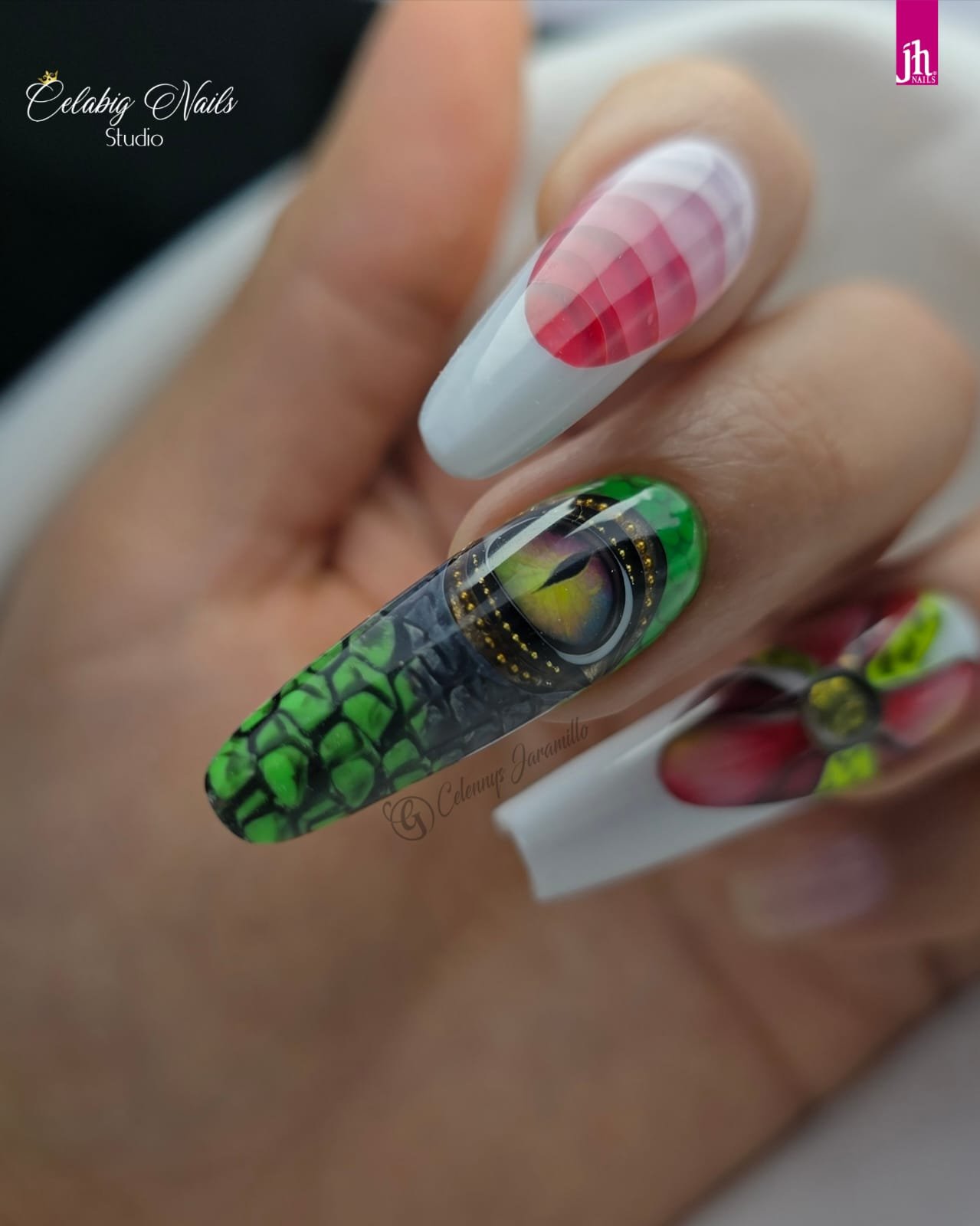 Imagen de WhatsApp 2025-08-18 a las 23.14.23_65c5815c